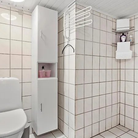 2 Bedroom Awesome In *